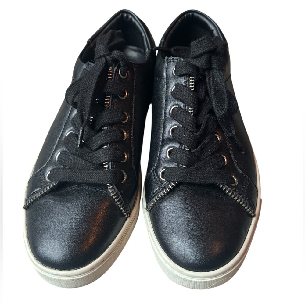 Frye Black Leather Sindy Moto Low Lace-Up Shoes EUC 5.5 - Picture 2 of 5